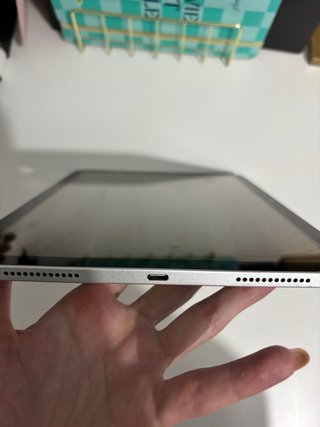iPad 10ª Gen Plata + Funda Teclado y lápiz