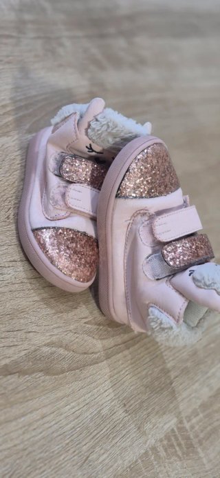 Lote Zapatillas Niña Adidas y Crocs Moradas