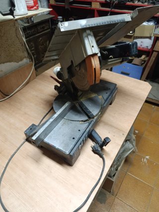Ingletadora M77 antigua