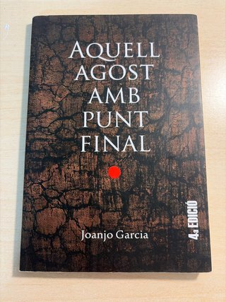Libro aquell agost amb punt final