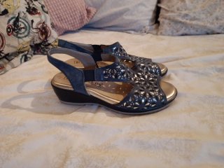 Sandalias Pitillos Talla 36 Negro/Dorado