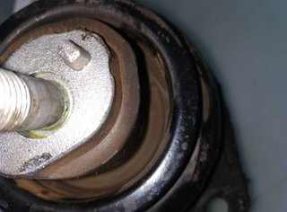 7l6199131c soporte motor volkswagen touareg 351911