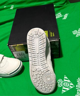 Zapatillas Fútbol Sala Munich Niño Nuevas numero32