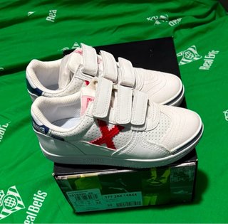 Zapatillas Fútbol Sala Munich Niño Nuevas numero32