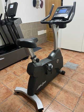 Bicicleta Estática Life Fitness