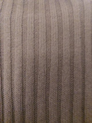 Jersey SHEIN marrón cuello alto mangas abullonadas