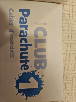Libro de frances club parachute