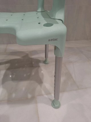 Silla de ducha Etac ajustable