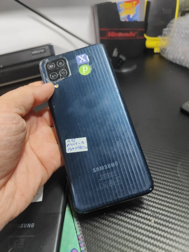 Samsung A22 5G, A12, M12 (Negro, Azul)
