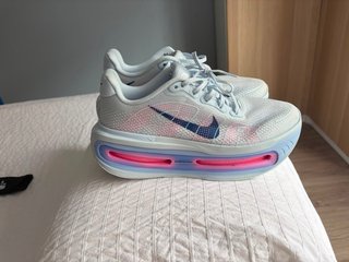 Nike Vomero premium