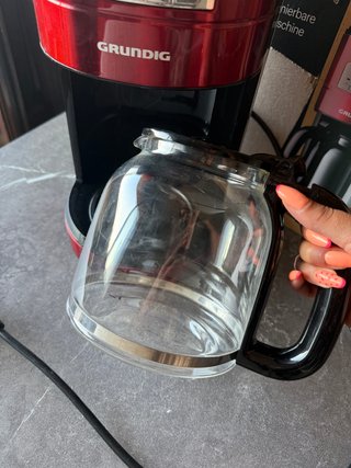 Cafetera Grundig Roja