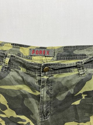 Shorts Cargo FOREX Camuflaje Verde y Amarillo
