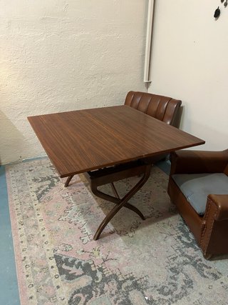 Mesa plegable de madera