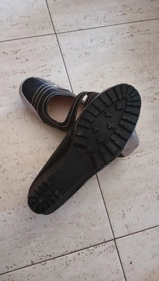 Zapatos Libra Mujer Negro y Plateado