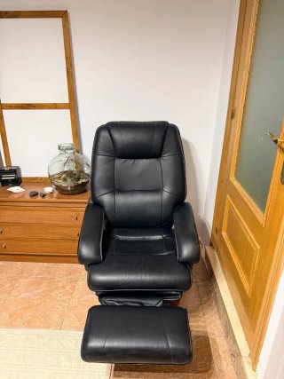 Sillón de oficina negro