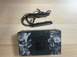 Nintendo Switch Edición SPM's + Maleta