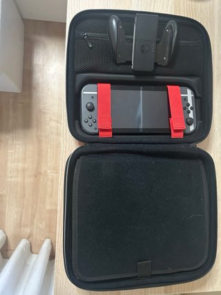 Nintendo Switch Edición SPM's + Maleta