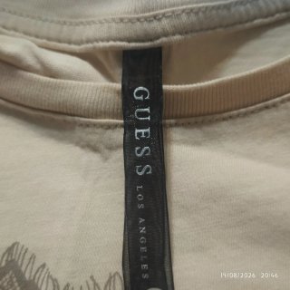 Camiseta Guess Beige con Encaje y Brillos