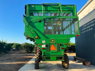 Cosechadora de algodón John Deere