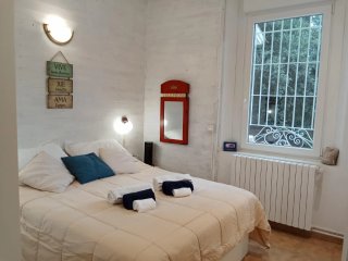 Casa con jardin