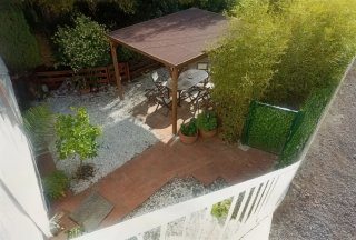Casa con jardin