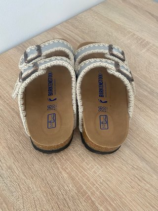 Chanclas Birkenstock Plata y Beige