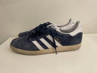 Adidas Gazelle Azul Marino Talla 43.5