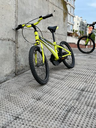 Bicicleta infantil California BH