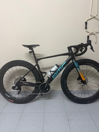 Gravel BMC Kaius 01 Carbon 2024 SRAM Force AXS.