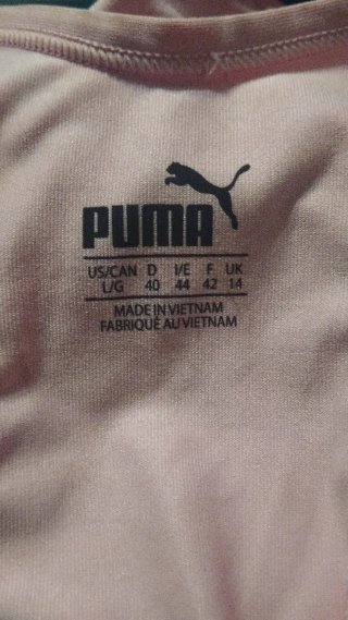 Top deportivo Puma rosa