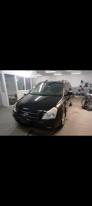 KIA Carnival 2010