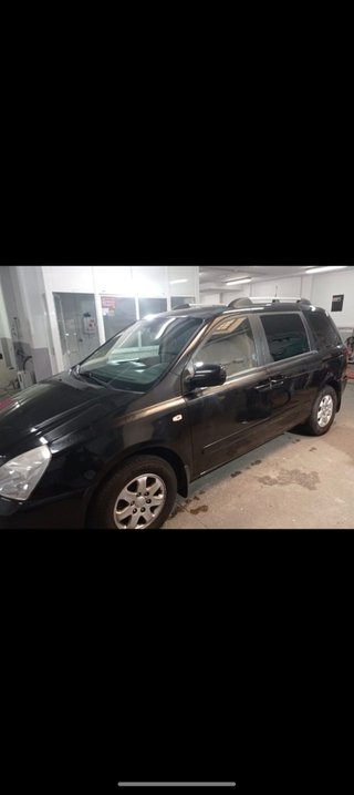 KIA Carnival 2010