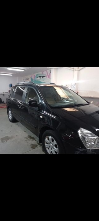KIA Carnival 2010