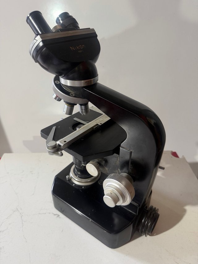 Microscopio Nikon Profesional Vintage