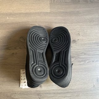 Nike Air Force 1 Triple Black Talla 40