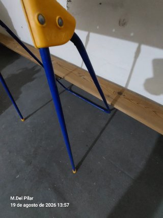 Pizarra infantil con abecedario y números