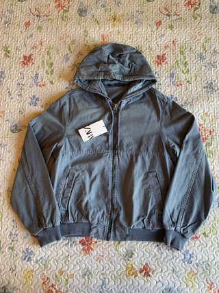 Chaqueta Bomber Zara cremallera azul