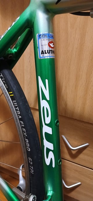 Bicicleta Zeus