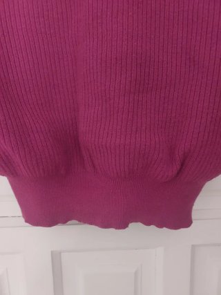 Jersey SHEIN volantes fucsia talla M