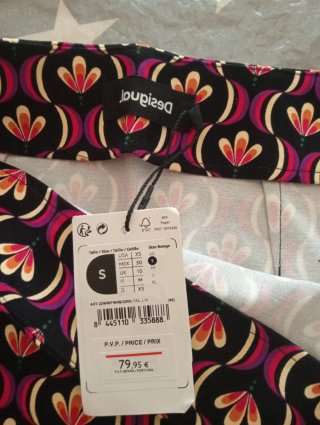 Mini falda retro Desigual Modelo lia
