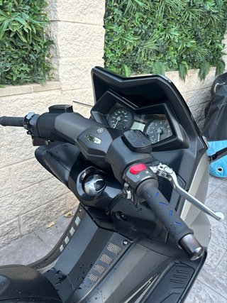 YAMAHA TMAX 530