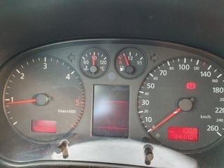 AUDI A3 TDI 130cv dic. 2001.