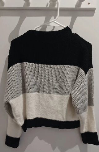 Jersey de rayas cuello alto
