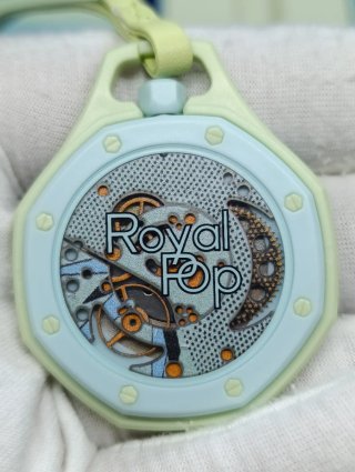Swatch Royal Pop - Reloj de Bolsillo Azul y Amaril