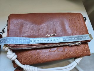 Bolso Desigual Marrón con Detalles Florales
