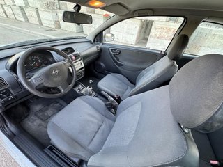 Opel Corsa 2004