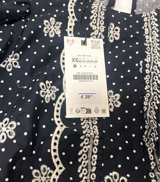 Blusa bordados perforados Zara XS