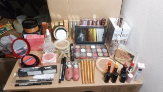 Set MAKE-UP misto MULTIMARCHE.