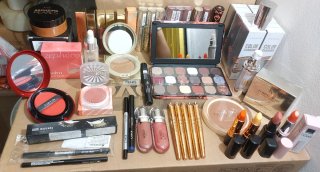 Set MAKE-UP misto MULTIMARCHE.