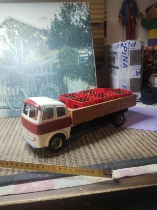 Camión Pegaso gozan Chapa Años 50 Colección